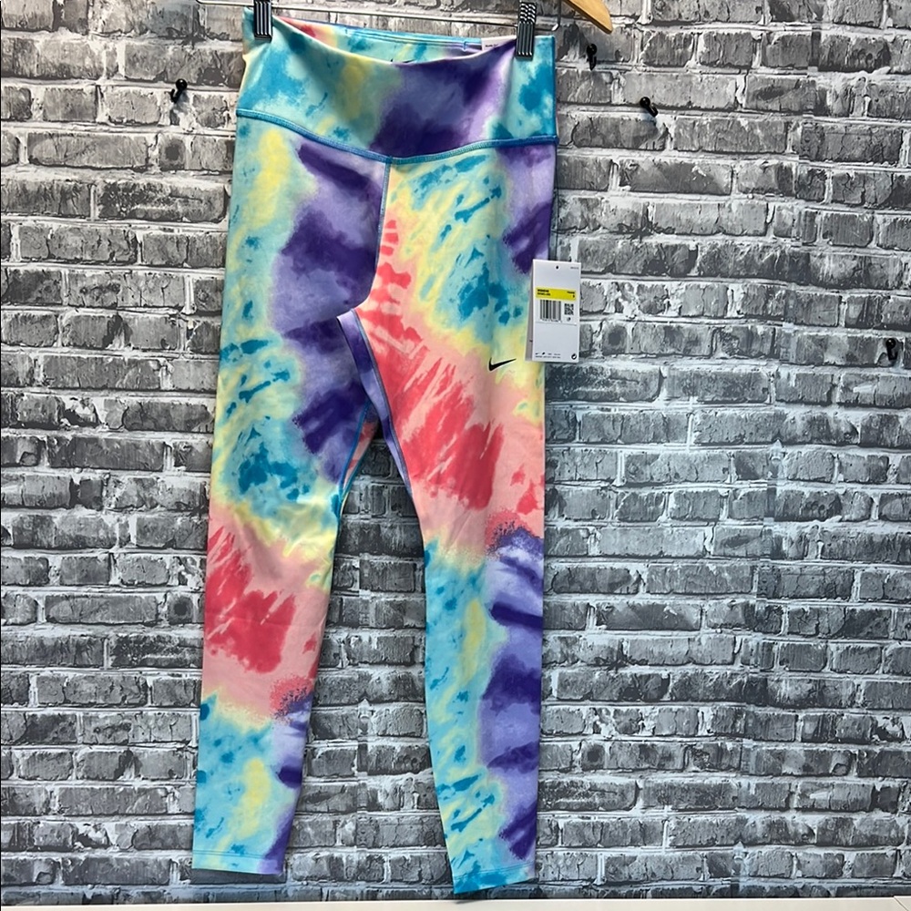 NWT Woman's Nike Tie-Dye Leggings‎